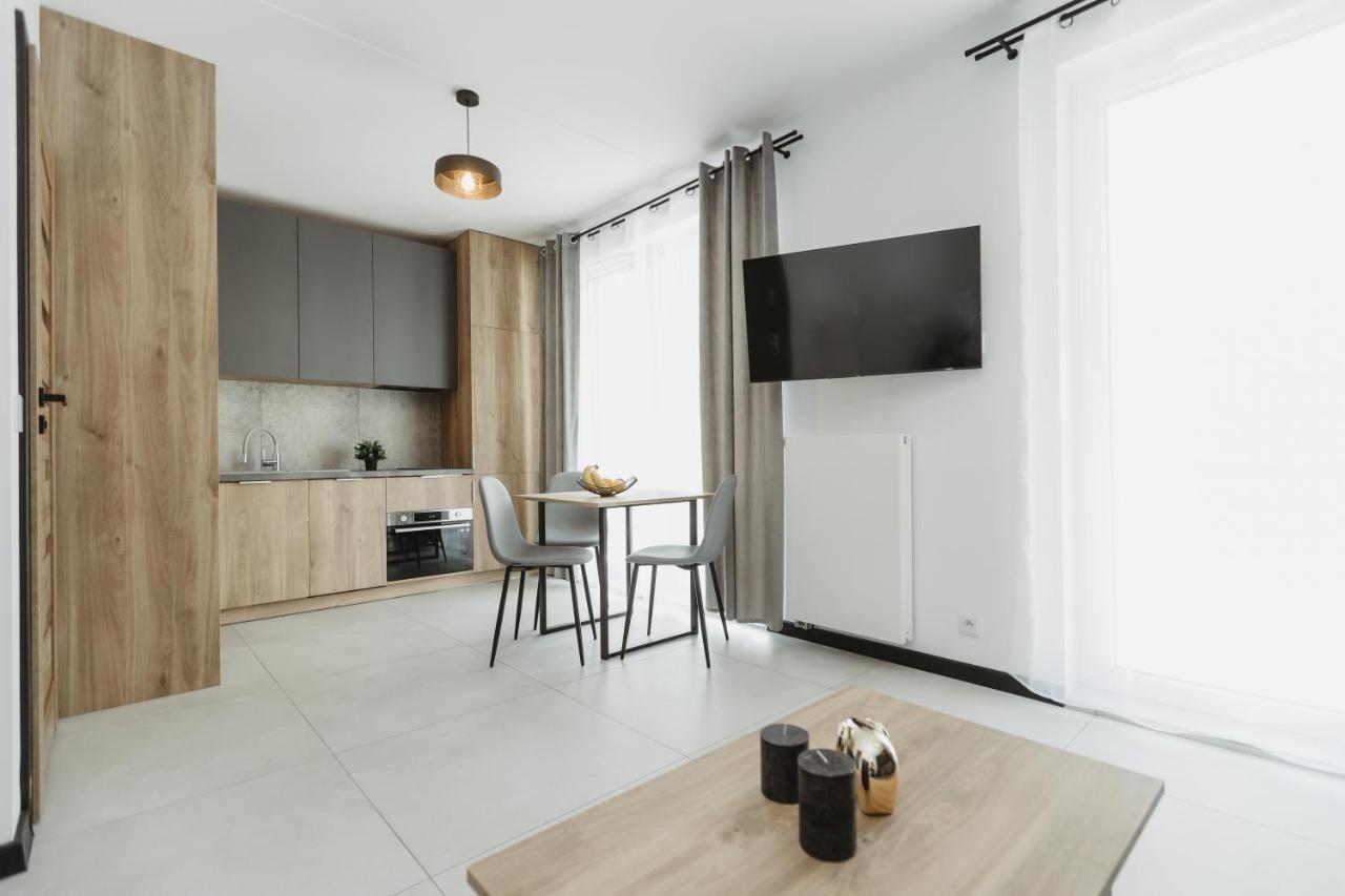Apartment Alfa, F216 *